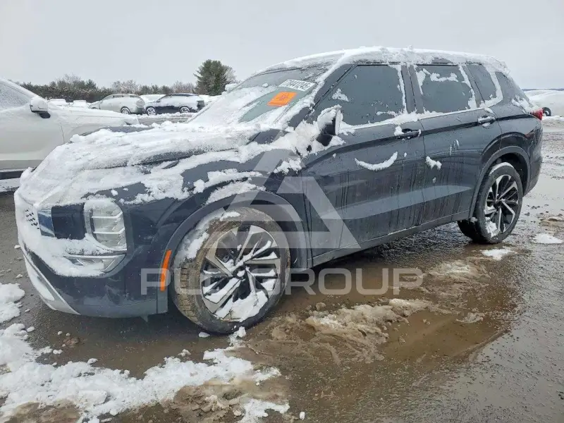 2022 Mitsubishi OUTLANDER фото