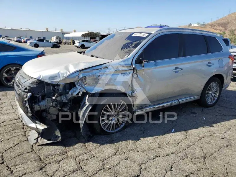 2022 Mitsubishi OUTLANDER photo