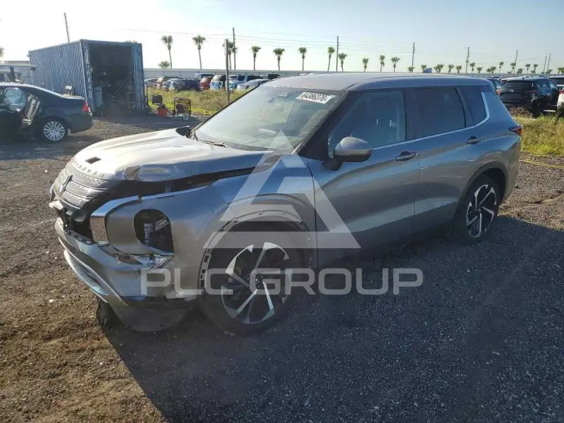 2022 Mitsubishi OUTLANDER фото
