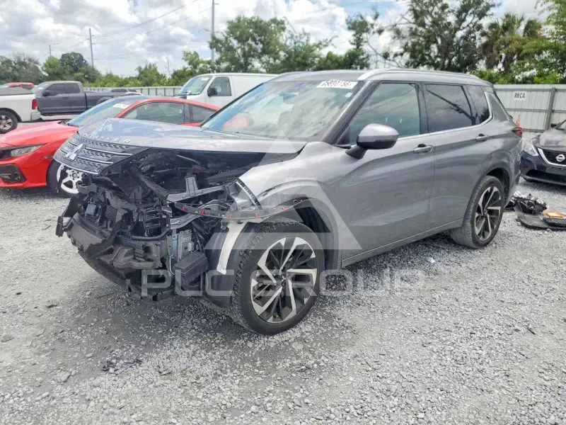 2022 Mitsubishi OUTLANDER фото
