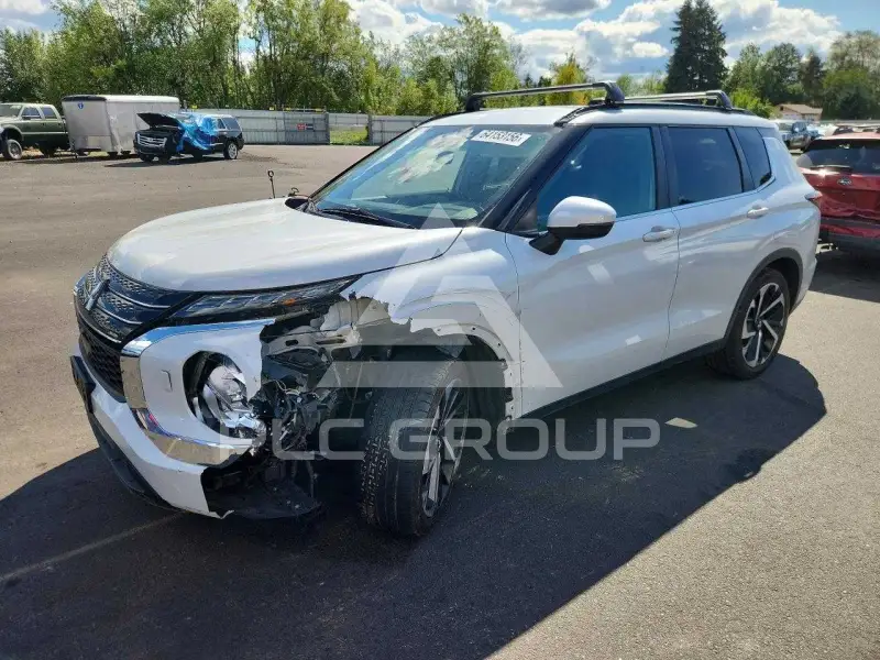 2022 Mitsubishi OUTLANDER фото