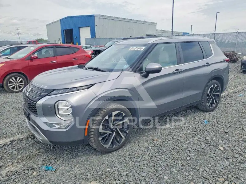 2022 Mitsubishi OUTLANDER photo