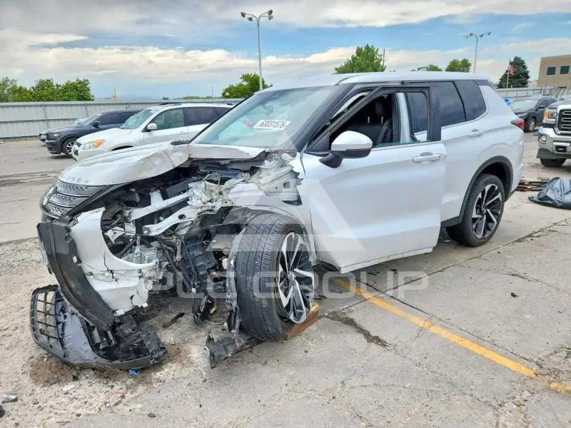 2022 Mitsubishi OUTLANDER фото