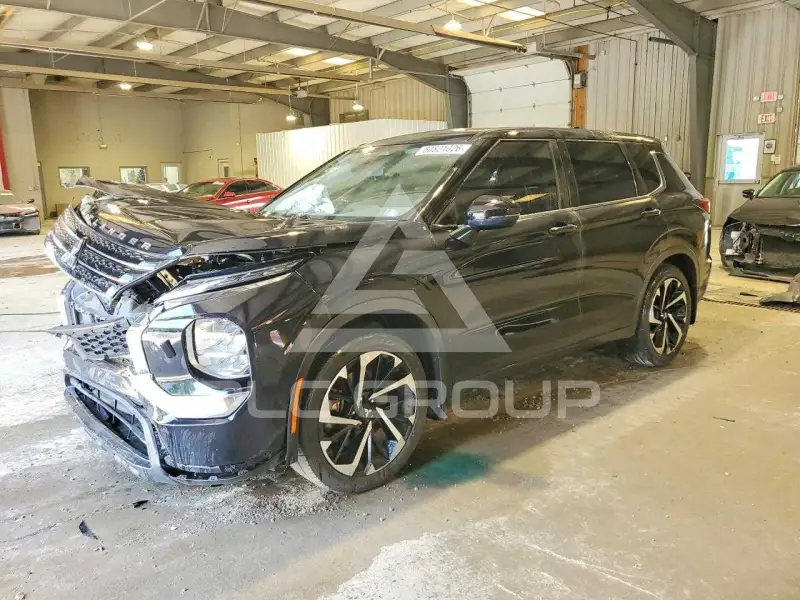 2022 Mitsubishi OUTLANDER фото