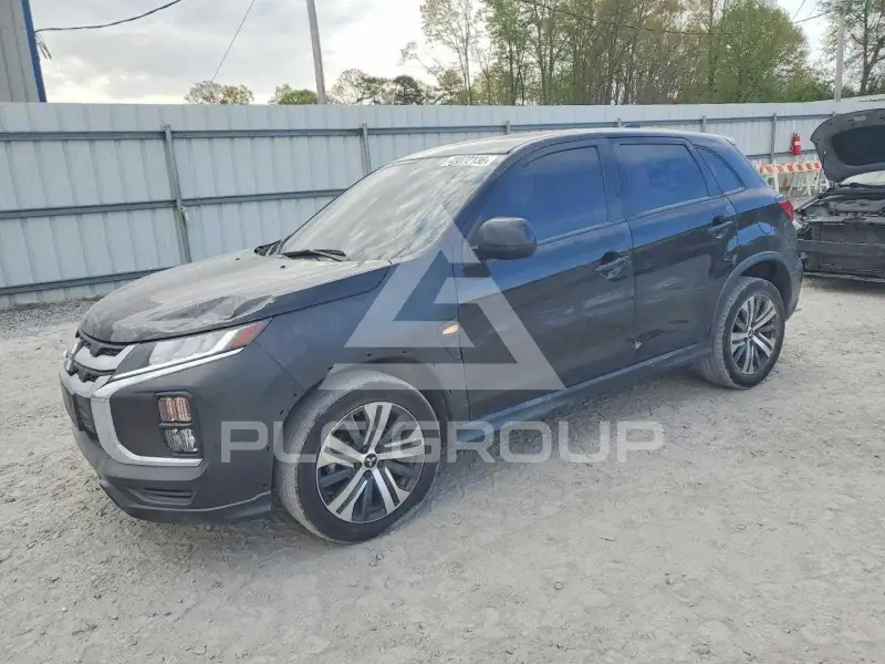2022 Mitsubishi OUTLANDER photo