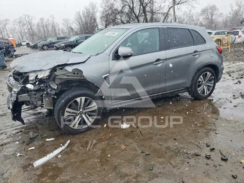 2022 Mitsubishi OUTLANDER photo
