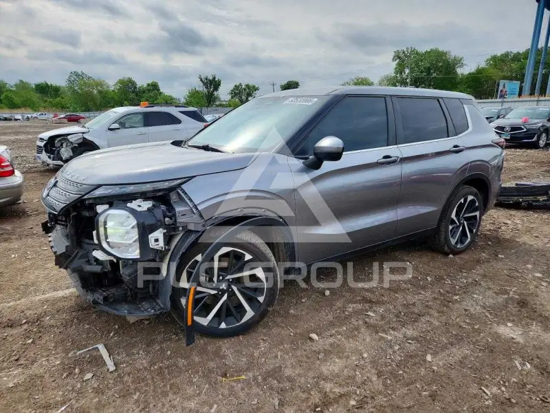 2022 Mitsubishi OUTLANDER фото