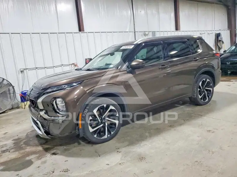 2022 Mitsubishi OUTLANDER photo