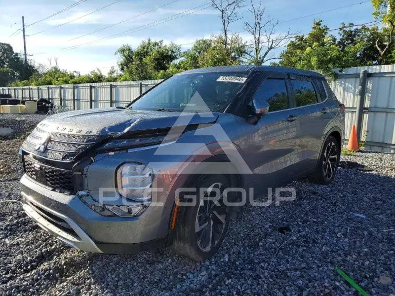 2022 Mitsubishi OUTLANDER фото