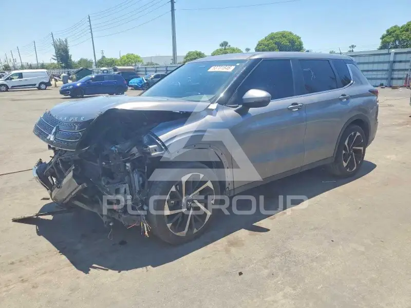 2022 Mitsubishi OUTLANDER фото