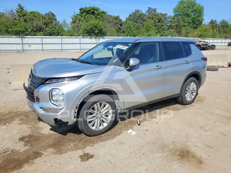 2022 Mitsubishi OUTLANDER фото