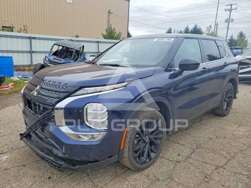 2022 Mitsubishi OUTLANDER фото