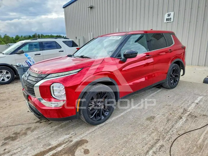 2022 Mitsubishi OUTLANDER фото