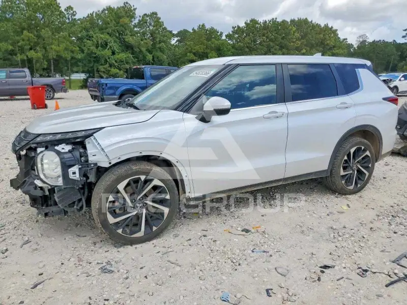 2022 Mitsubishi OUTLANDER фото