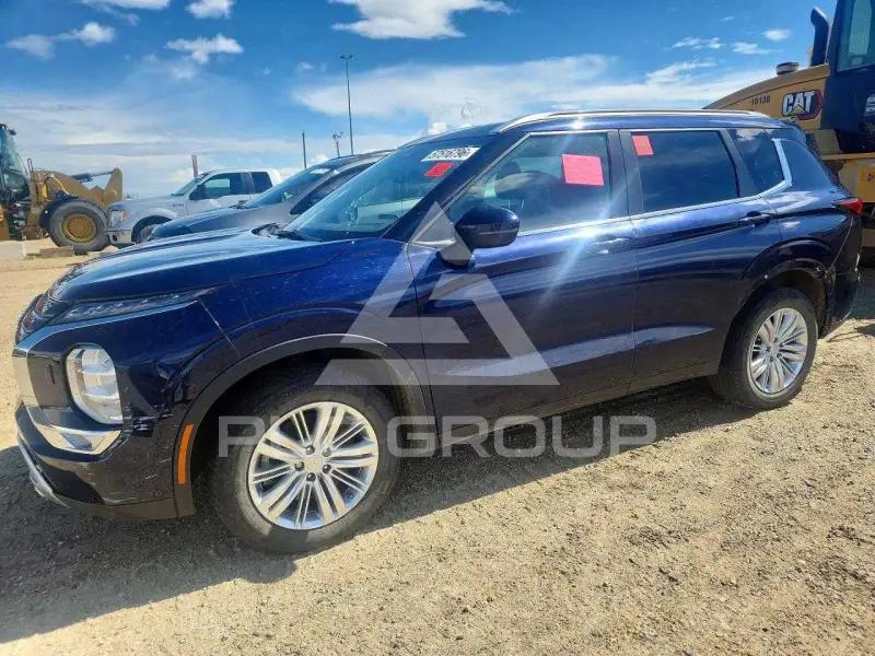 2022 Mitsubishi OUTLANDER фото