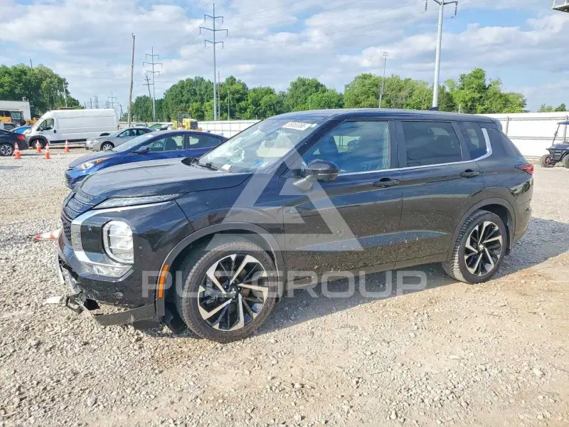 2022 Mitsubishi OUTLANDER фото