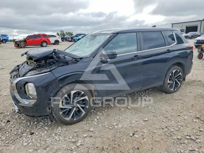 2022 Mitsubishi OUTLANDER фото
