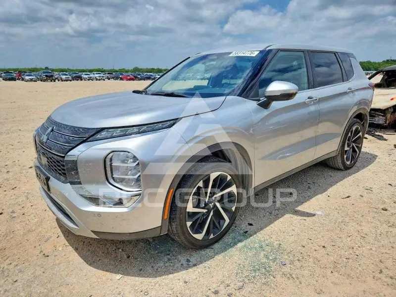 2022 Mitsubishi OUTLANDER фото