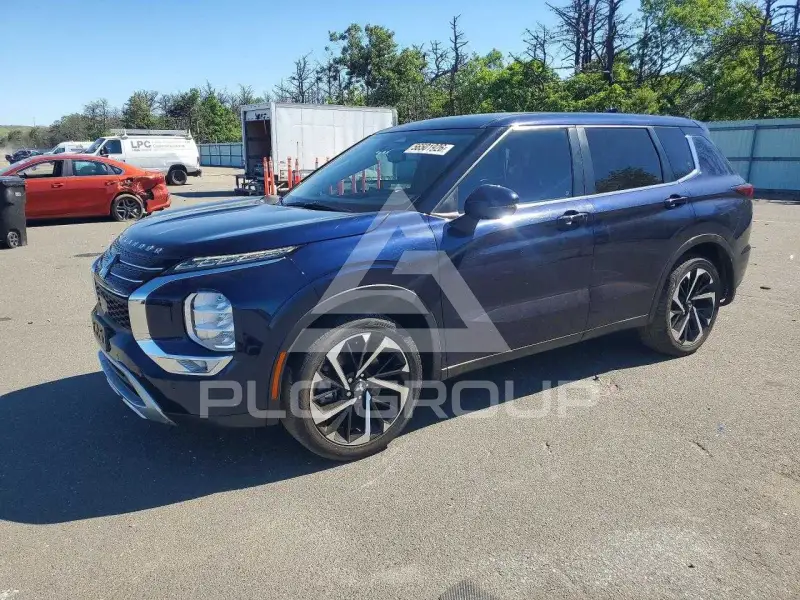 2022 Mitsubishi OUTLANDER фото