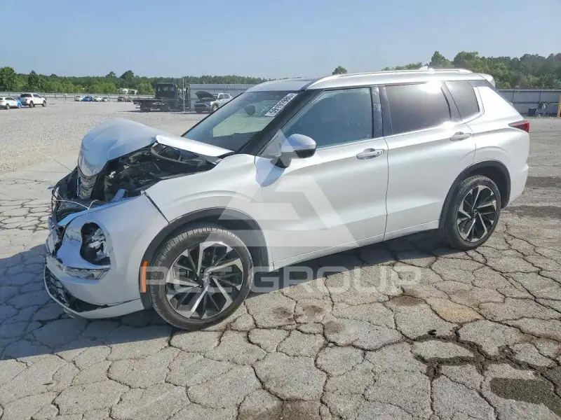 2022 Mitsubishi OUTLANDER фото