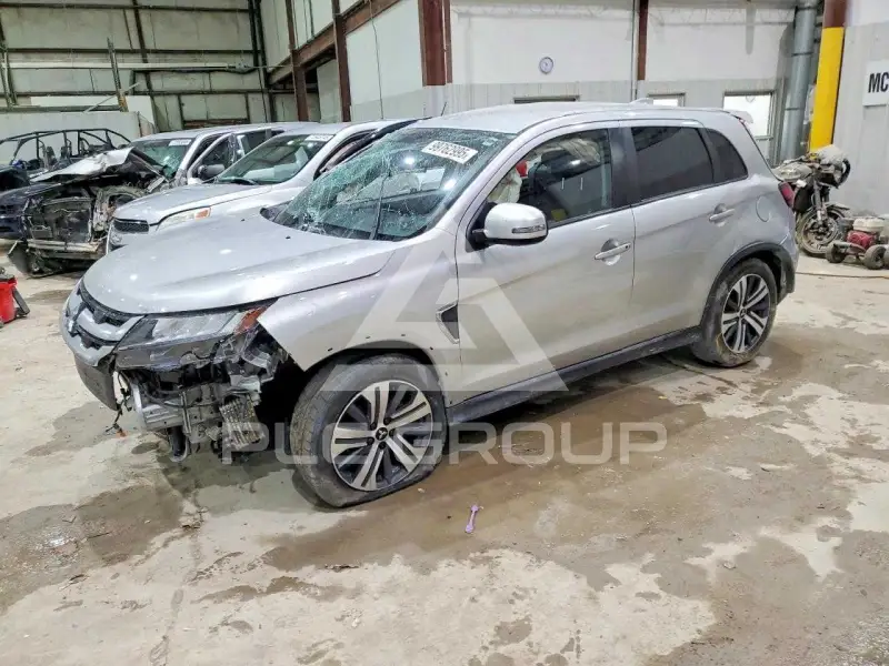 2022 Mitsubishi OUTLANDER фото