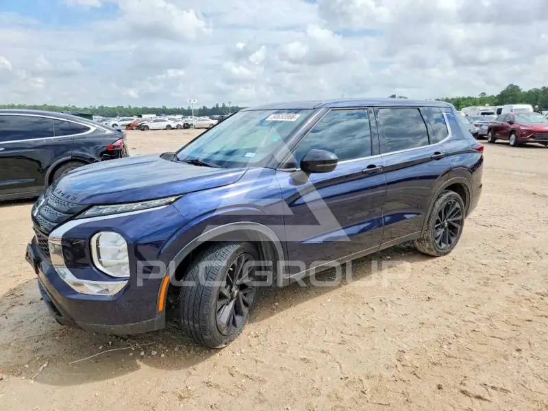 2022 Mitsubishi OUTLANDER фото