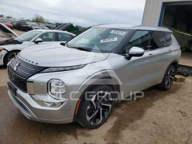 2022 Mitsubishi OUTLANDER фото