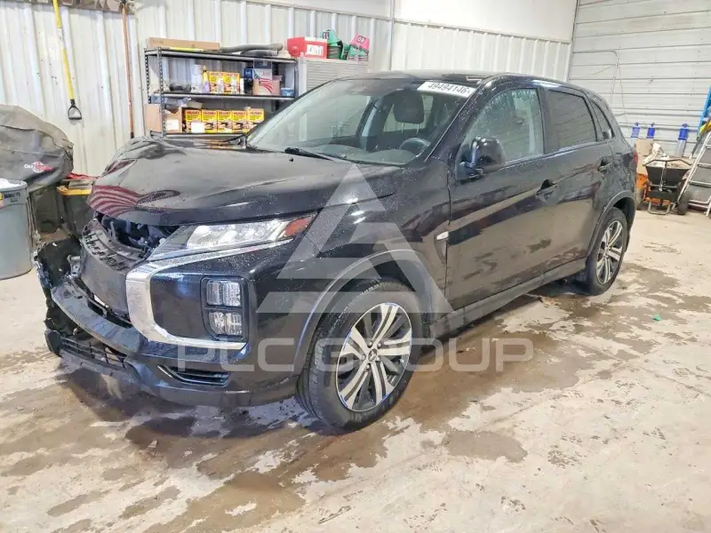 2022 Mitsubishi OUTLANDER photo