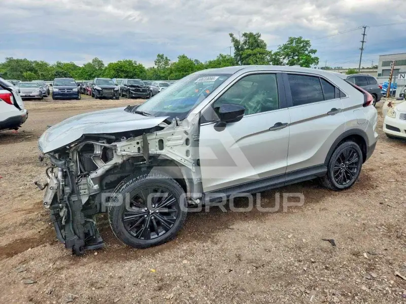 2022 Mitsubishi ECLIPSE фото