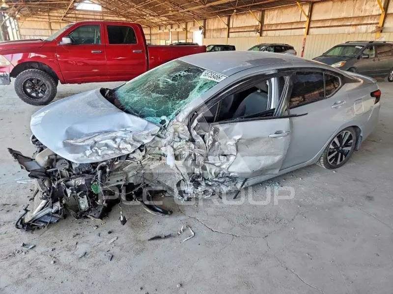 2022 Nissan VERSA фото