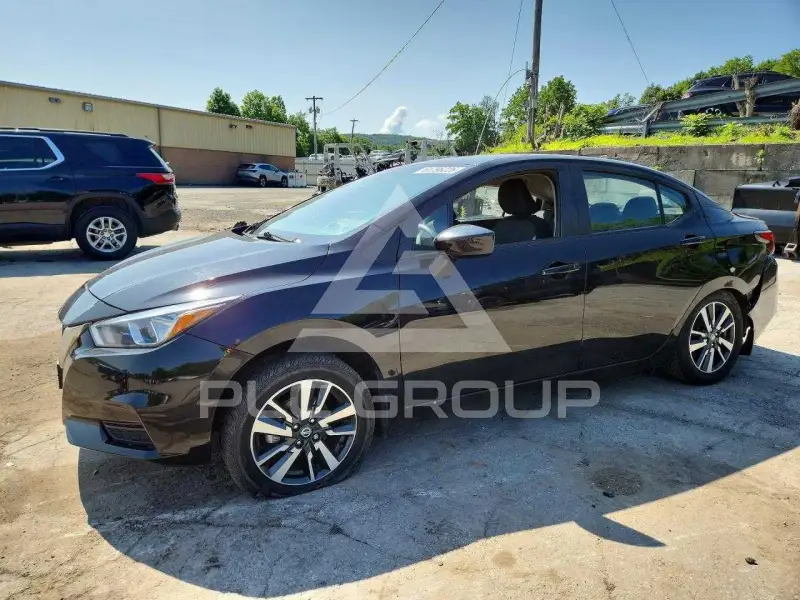 2022 Nissan VERSA фото