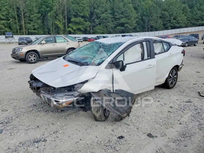 2022 Nissan VERSA фото