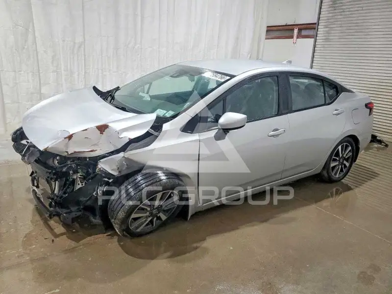 2022 Nissan VERSA photo