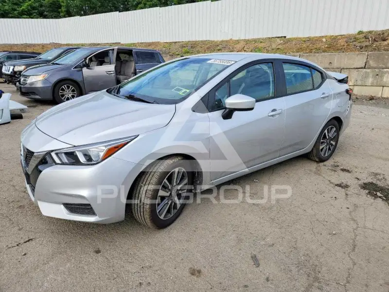2022 Nissan VERSA фото