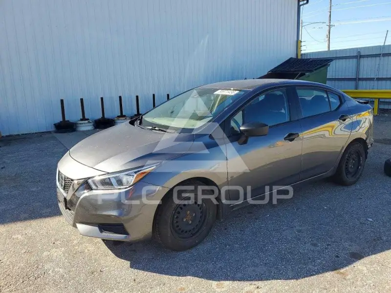 2022 Nissan VERSA фото