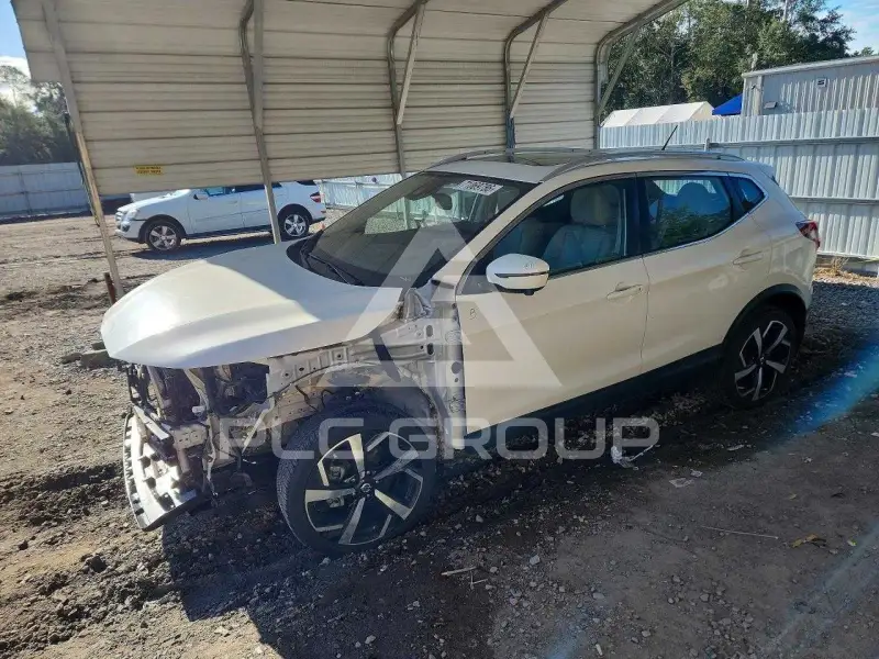 2022 Nissan ROGUE photo