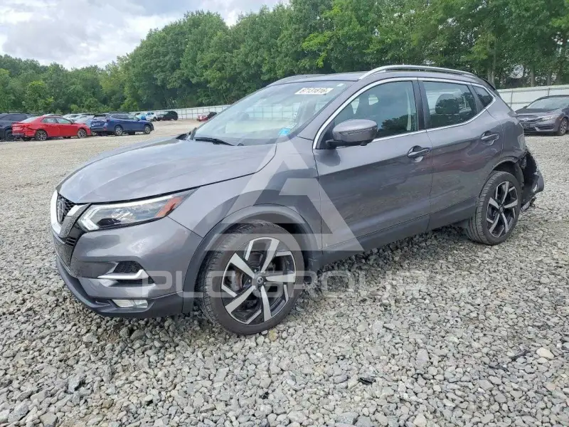 2022 Nissan ROGUE photo