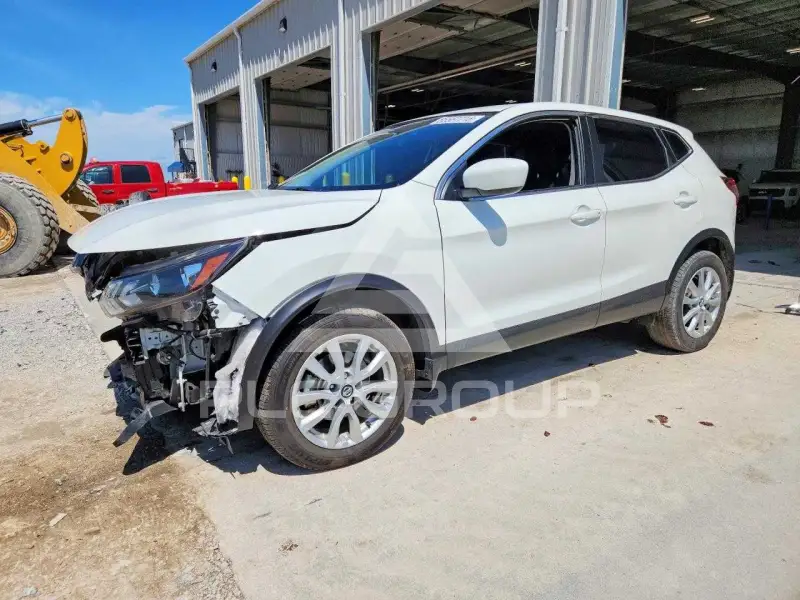 2022 Nissan ROGUE photo