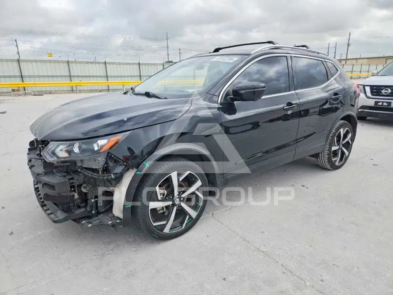 2022 Nissan ROGUE photo