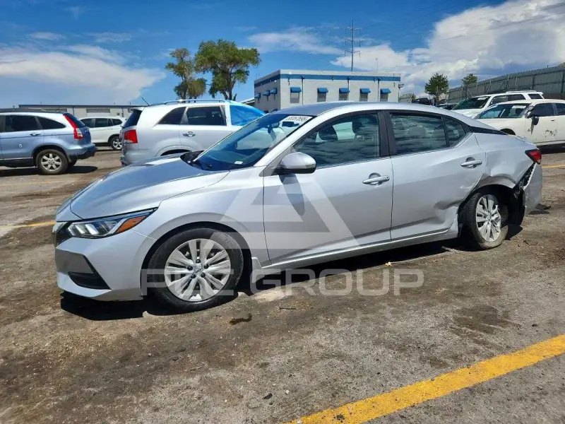 2022 Nissan SENTRA photo