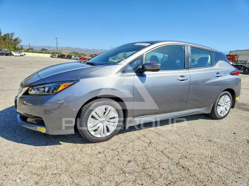 2022 Nissan LEAF фото
