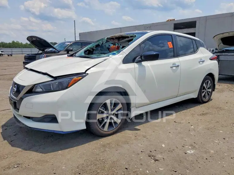 2022 Nissan LEAF фото