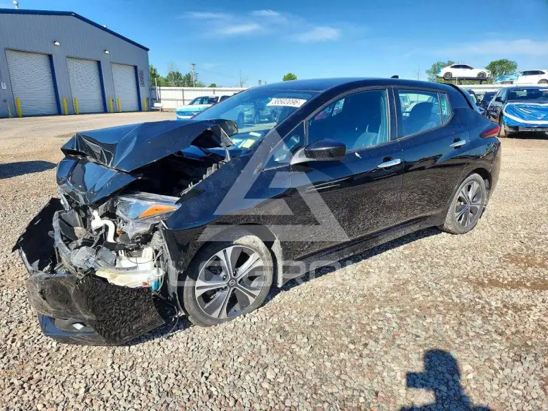 2022 Nissan LEAF фото