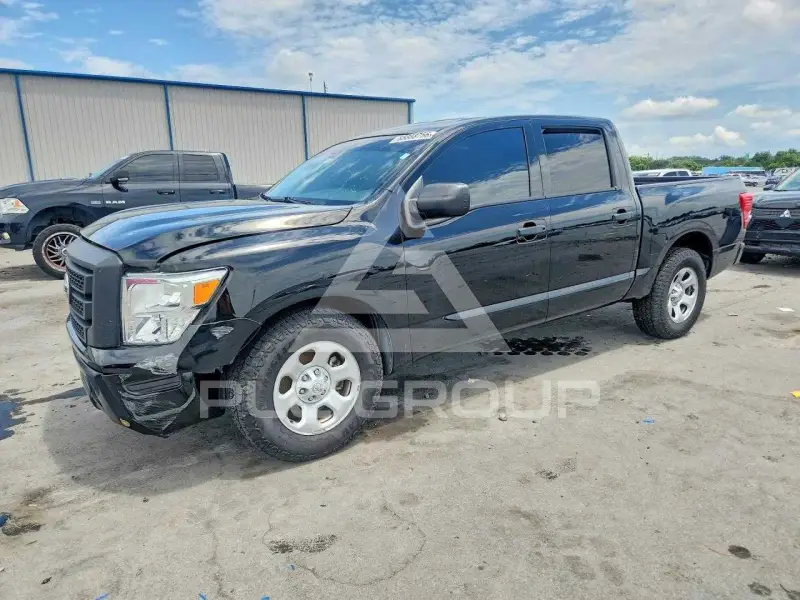 2022 Nissan TITAN фото