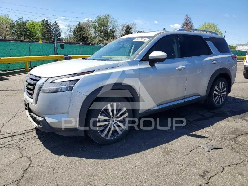 2022 Nissan PATHFINDER photo