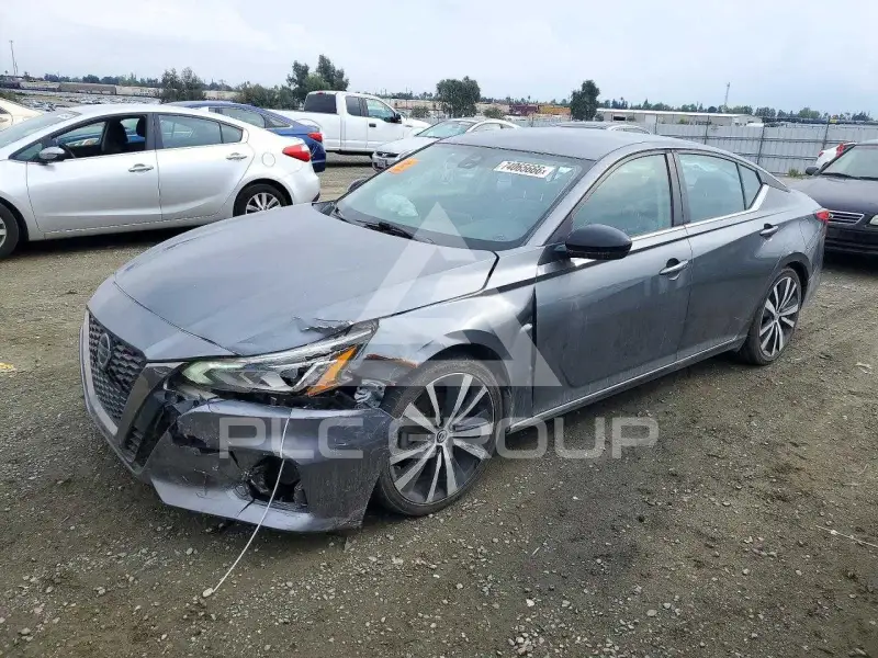 2022 Nissan ALTIMA photo