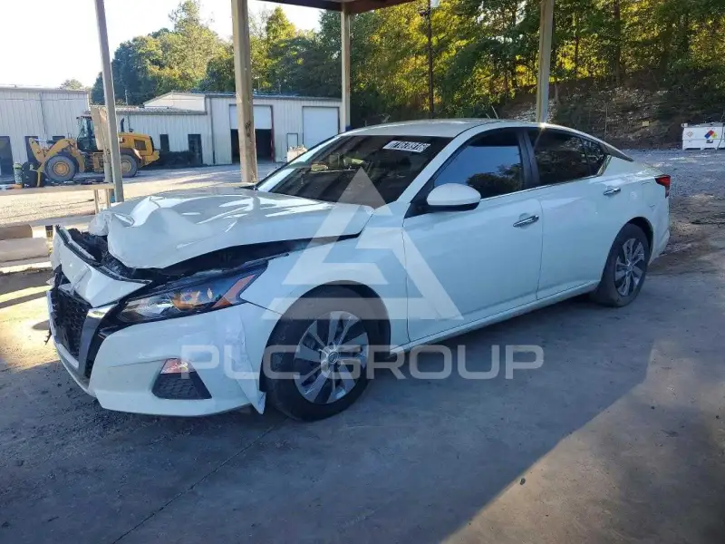 2022 Nissan ALTIMA фото