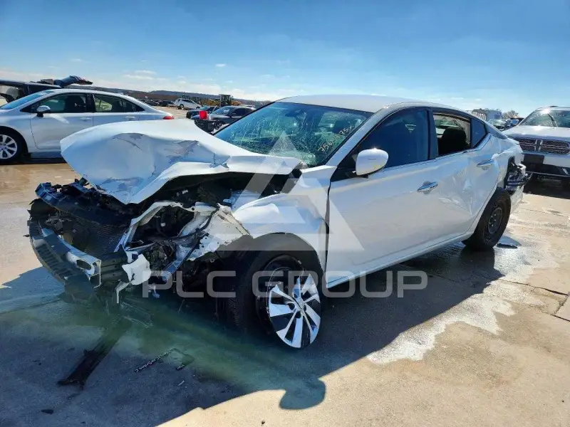 2022 Nissan ALTIMA photo