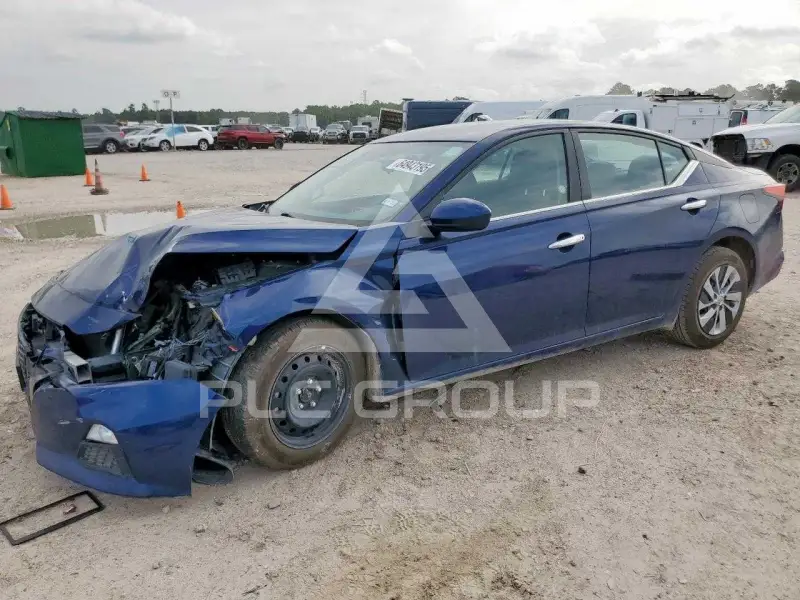 2022 Nissan ALTIMA фото