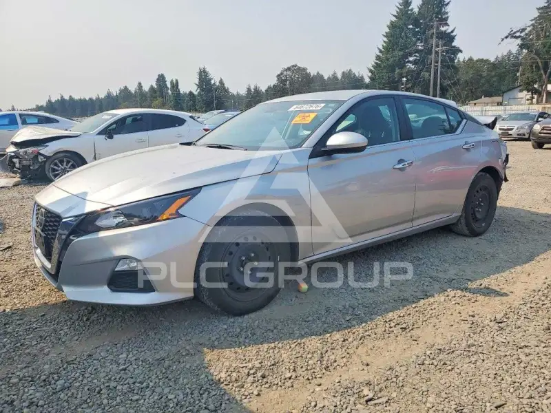 2022 Nissan ALTIMA photo
